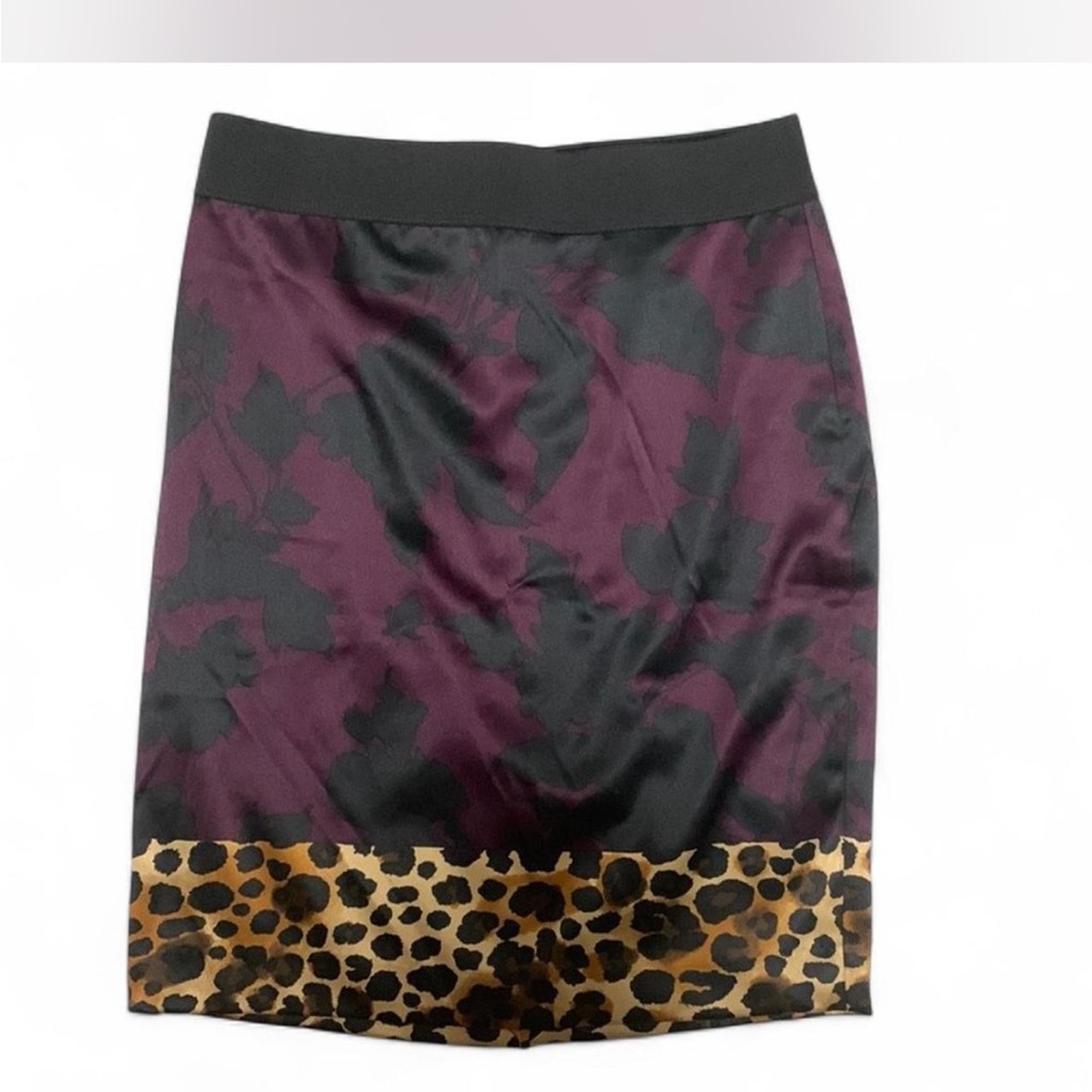 Express pencil skirt size 8 cheetah
